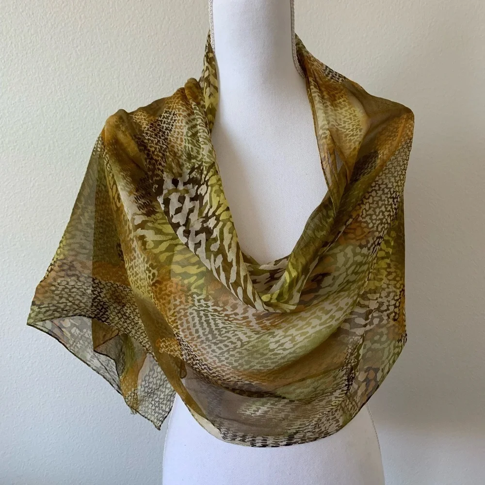 Chic Animal Print Sheer Scarf - Picture 2 of 5